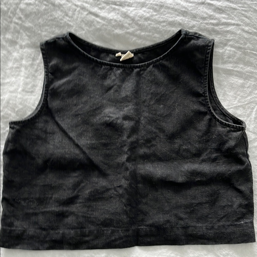Shelter Lou Top